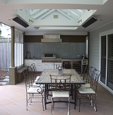 Umbrella Mounted Outdoor Heatstrip
